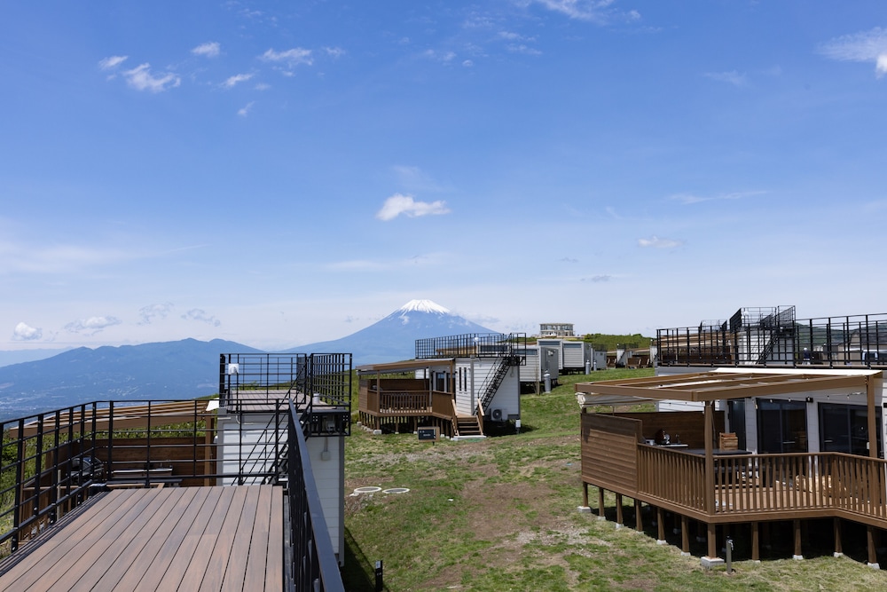 スカイデッキヴィラ 禁煙 テラス / パティオ1 | THE GLAMPING 箱根十国峠