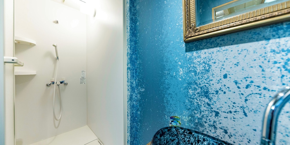 和洋室30畳 禁煙 バスルーム1 | グランピング 星が見の杜