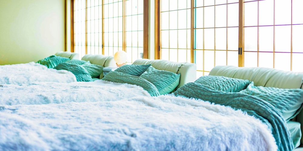 和洋室30畳 禁煙 客室2 | グランピング 星が見の杜