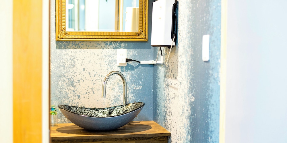 和洋室30畳 禁煙 バスルーム0 | グランピング 星が見の杜