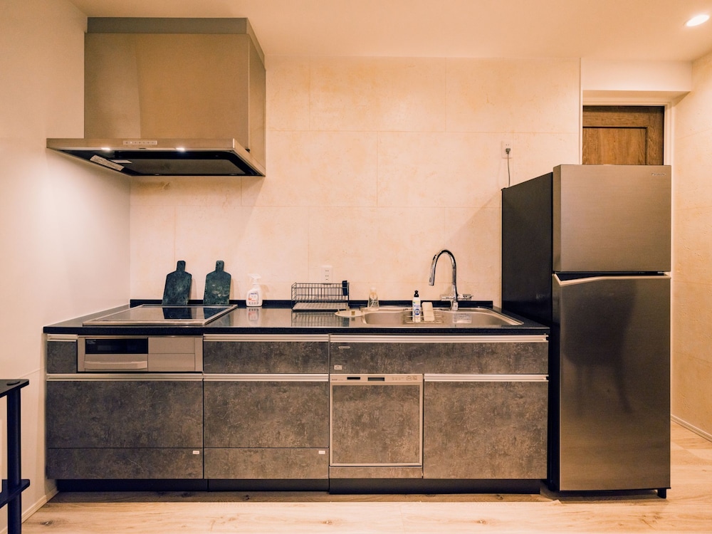 首里-SHURI- (禁煙室) 定員1～6名 客室37 | abundance okinawa