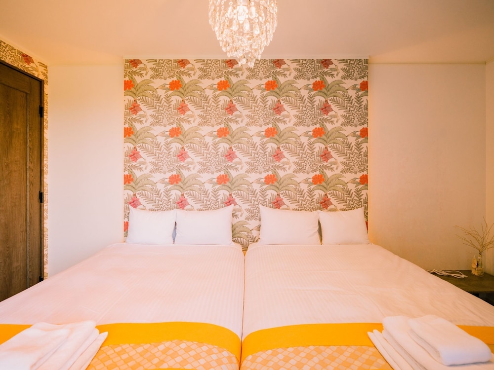 首里-SHURI- (禁煙室) 定員1～6名 客室22 | abundance okinawa