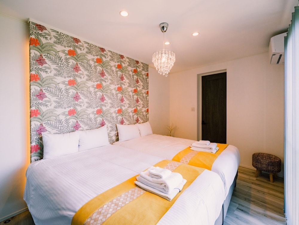 首里-SHURI- (禁煙室) 定員1～6名 客室27 | abundance okinawa