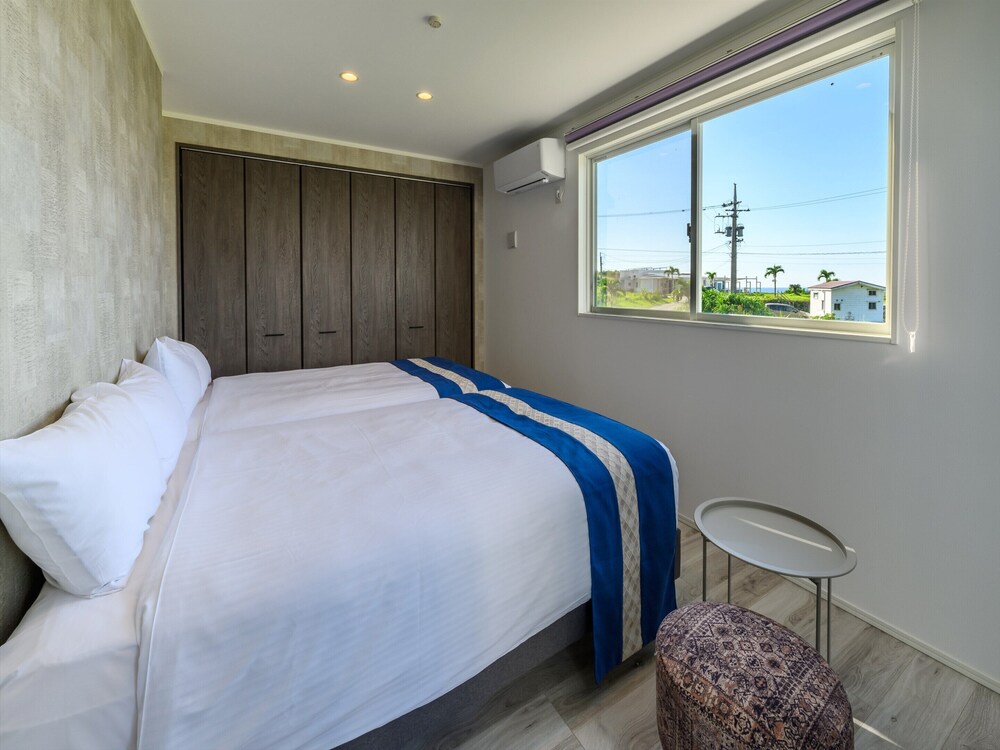 首里-SYURI- (禁煙室) 定員1 ~ 6名 客室5 | abundance okinawa
