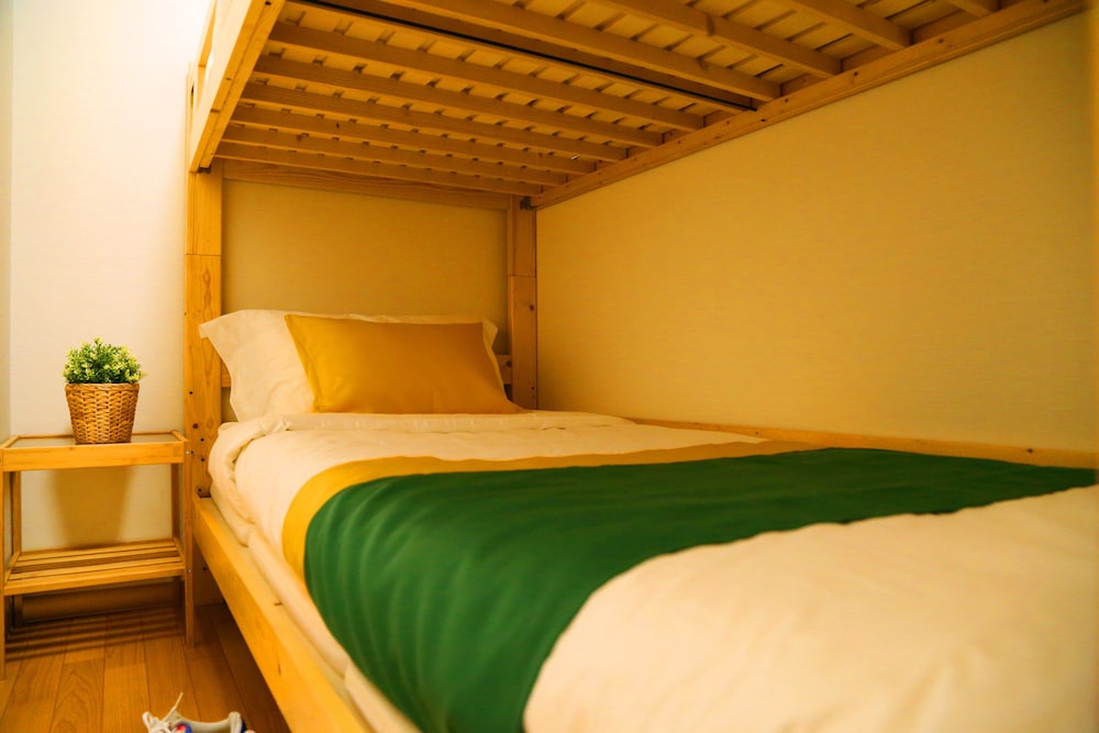 スタンダード ツインルーム 1 ベッドルーム 禁煙 客室5 | TOKYO E JOY INN