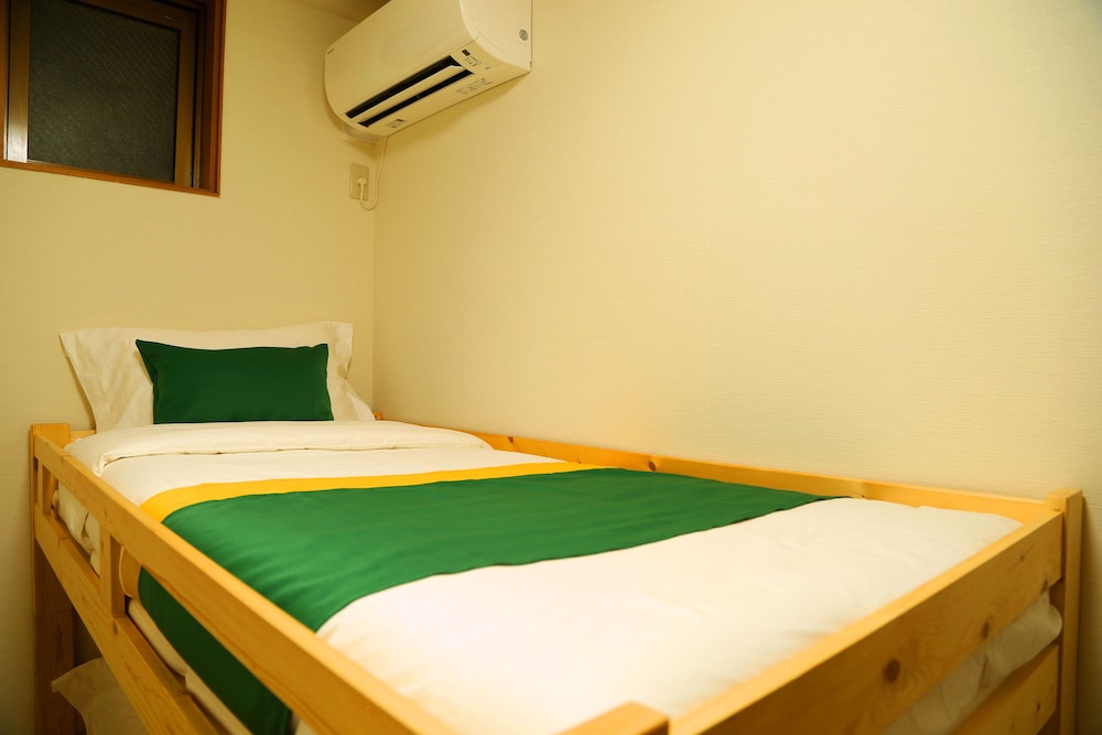 スタンダード ツインルーム 1 ベッドルーム 禁煙 客室3 | TOKYO E JOY INN