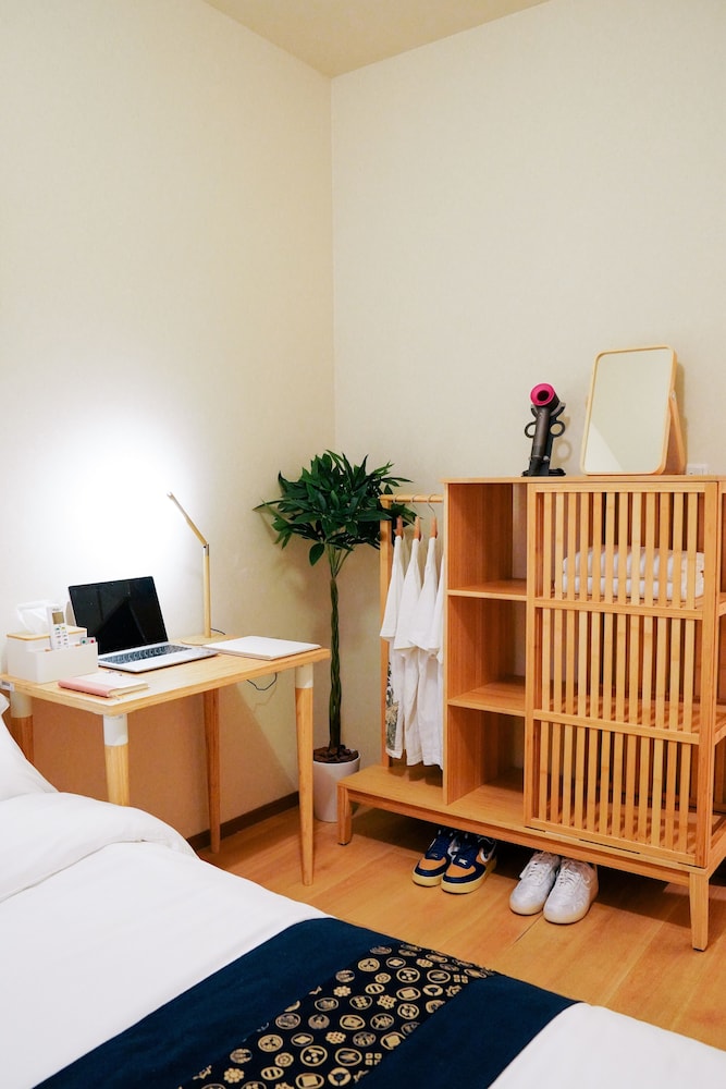 コンフォート ダブルルーム ダブルベッド 1 台 禁煙 客室1 | TOKYO E JOY INN