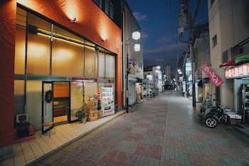 TOKYO E JOY INN