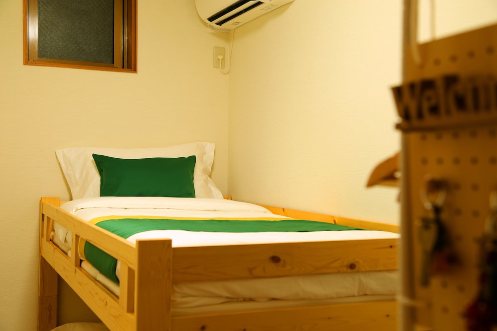 スタンダード ツインルーム 1 ベッドルーム 禁煙 客室2 | TOKYO E JOY INN