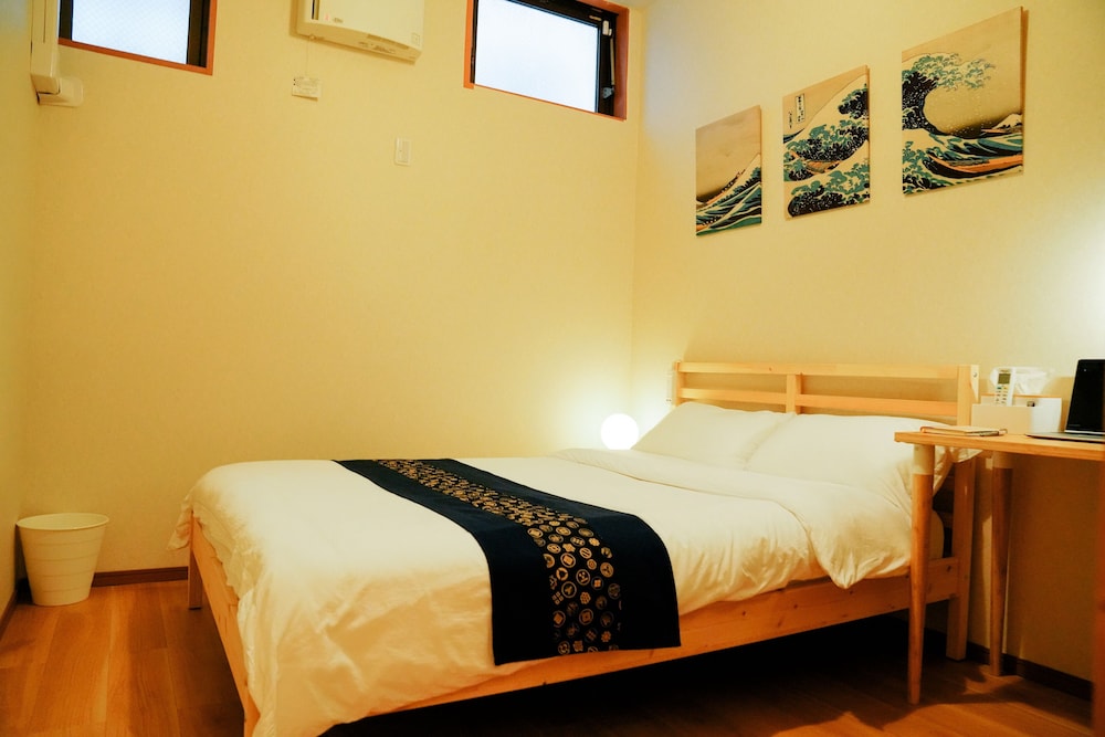 コンフォート ダブルルーム ダブルベッド 1 台 禁煙 客室10 | TOKYO E JOY INN