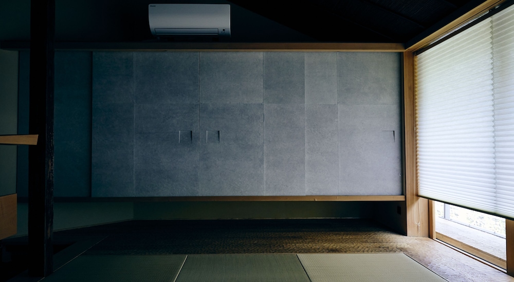 トラディショナル タウンホーム リビング エリア0 | ANJIN Gion Shirakawa