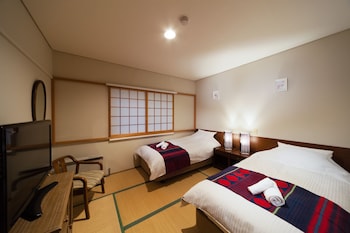 Luna Lodge