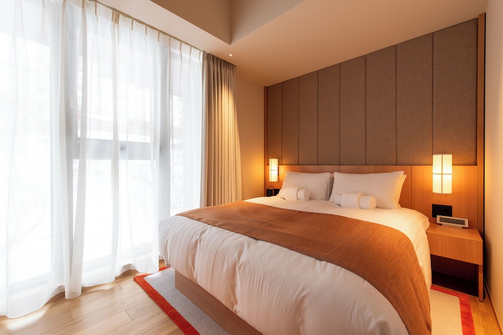 2 Bedroom Residence with Onsen 客室1 | ニセコ郷