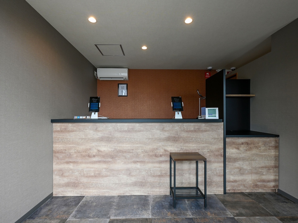 フロント1 | HOTEL R9 The Yard 加西