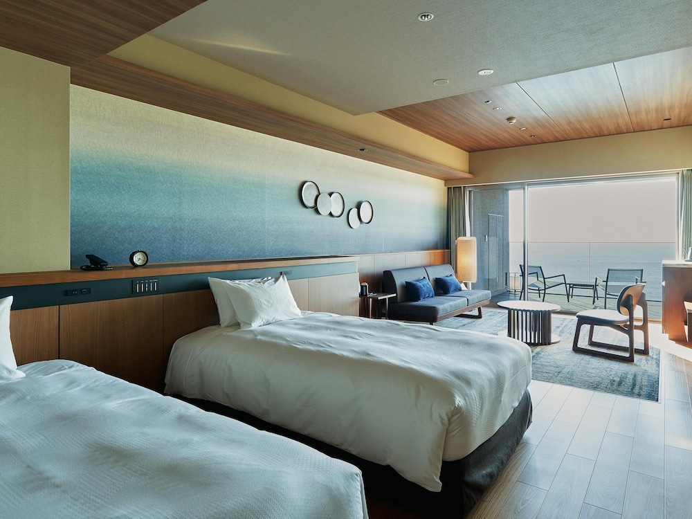 高層階 洋タイプ 露天風呂付デラックス ツインルーム (エキストラベッド2台) 4名定員 禁煙 客室2 | 熱海・伊豆山 佳ら久