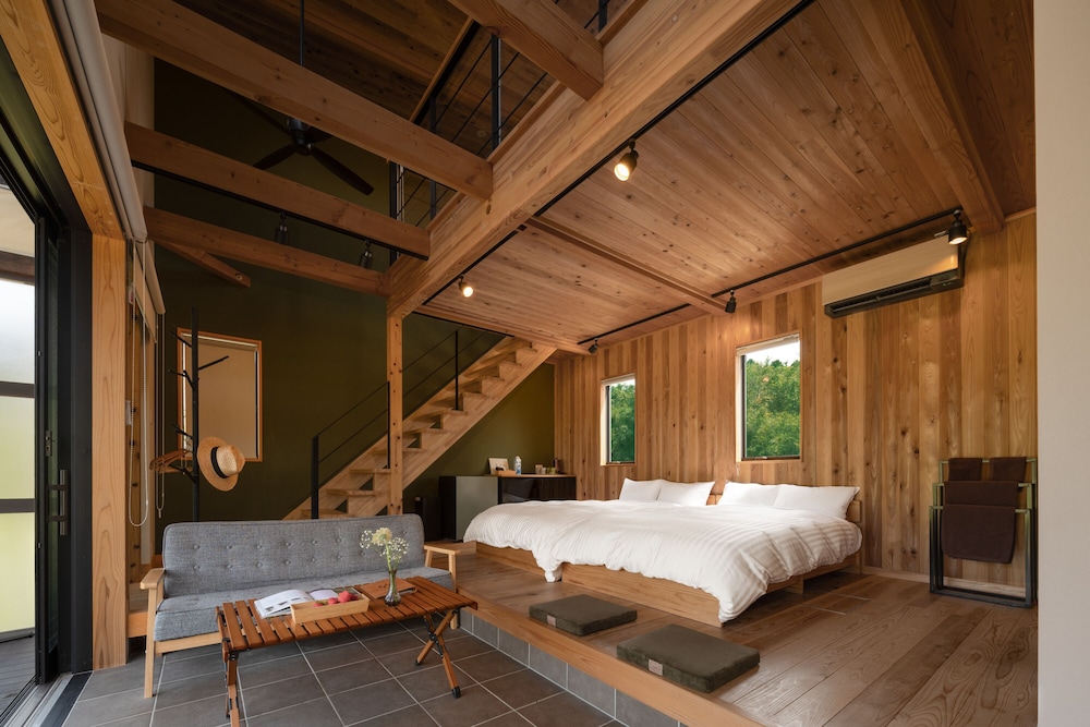 ベーシック シャレー 客室6 | THE FARM Resort Japan