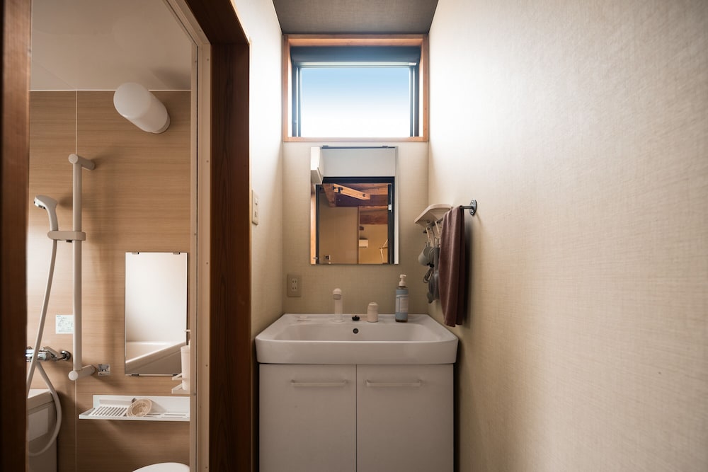 スタンダード コテージ バスルーム0 | THE FARM Resort Japan