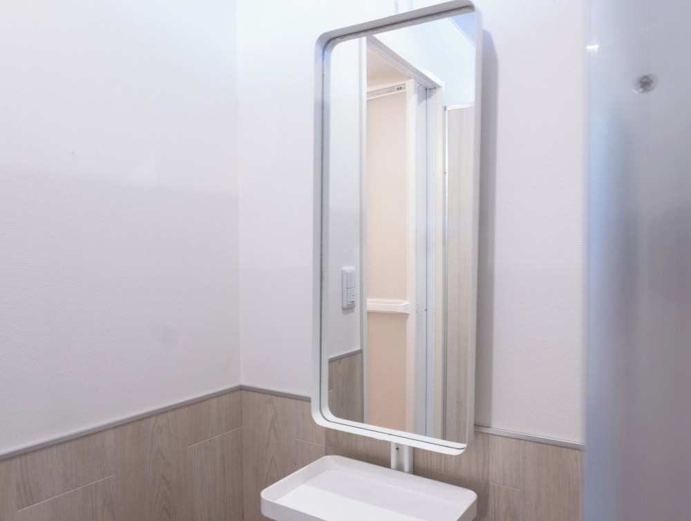 スタンダード テント バスルームのシンク0 | THE FARM Resort Japan