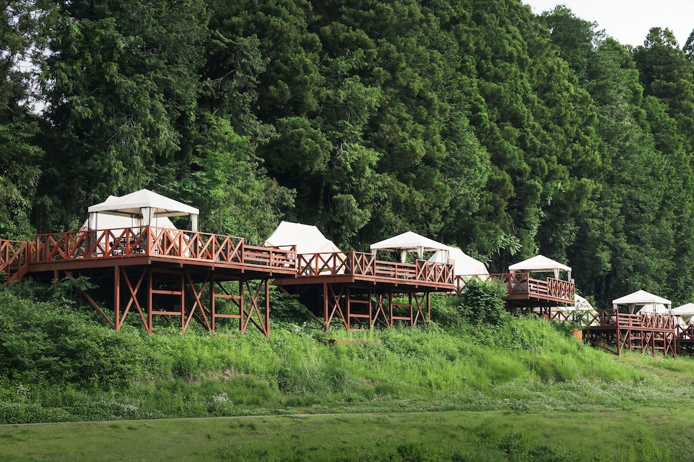 シグネチャー テント | THE FARM Resort Japan