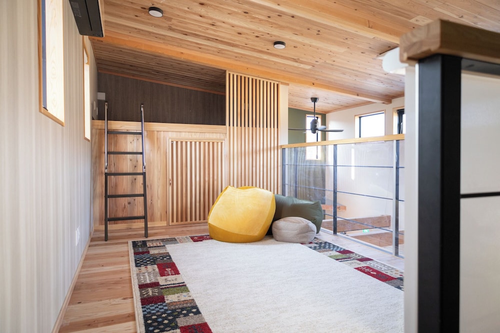 ベーシック シャレー 客室1 | THE FARM Resort Japan