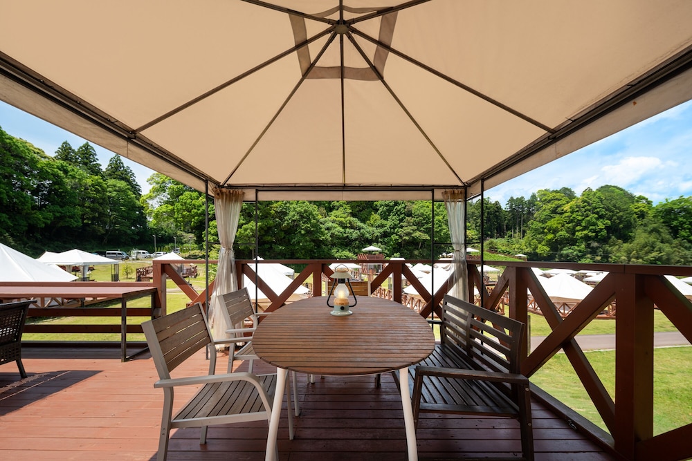 ファミリー テント 客室2 | THE FARM Resort Japan