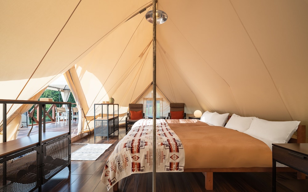 シグネチャー テント 客室2 | THE FARM Resort Japan