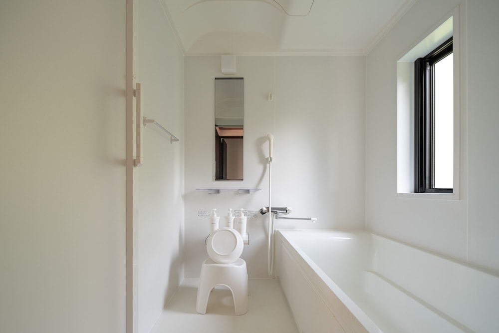 ファミリー ハウス バスルーム1 | THE FARM Resort Japan