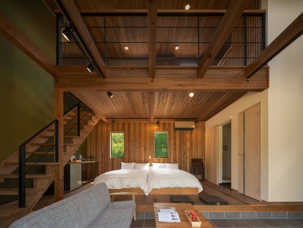 ベーシック シャレー 客室3 | THE FARM Resort Japan