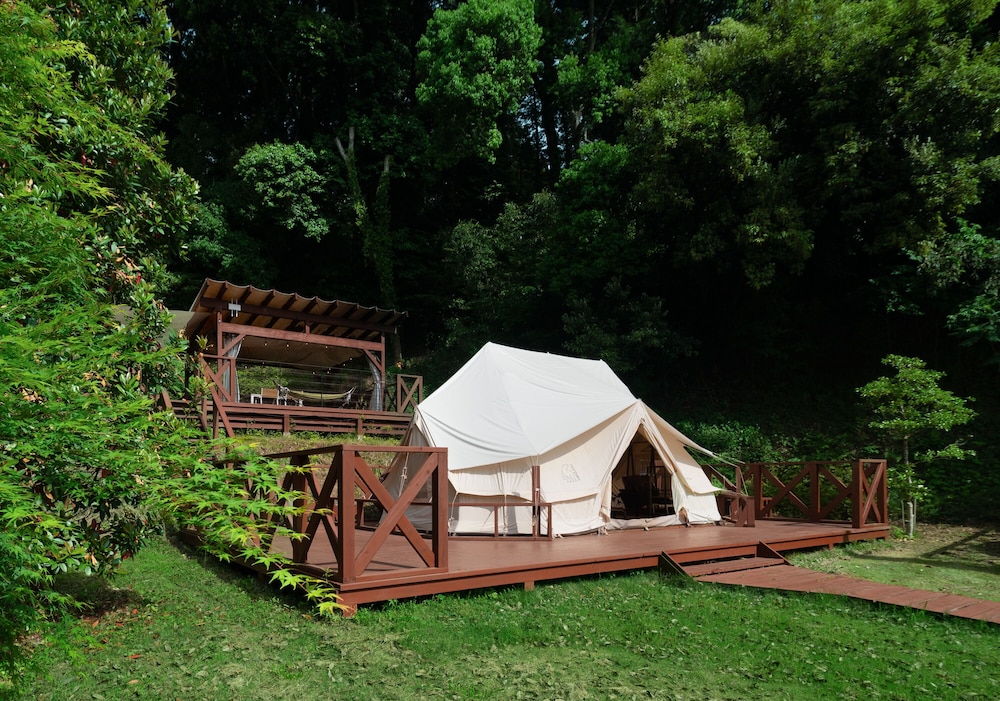 エクスクルーシブ テント 客室2 | THE FARM Resort Japan