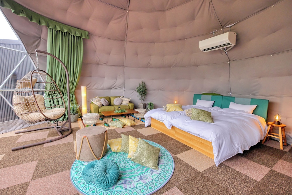 ベーシック テント 1 ベッドルーム 禁煙 サウナ リビング エリア0 | AWAUMI 富士河口湖リゾート