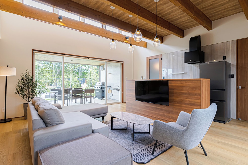 ラグジュアリー スイート 1 ベッドルーム 禁煙 サウナ | AWAUMI 富士河口湖リゾート