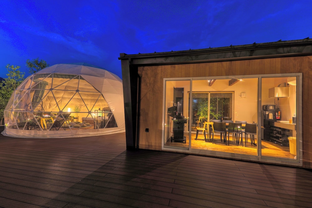 ベーシック テント 1 ベッドルーム 禁煙 サウナ テラス / パティオ1 | AWAUMI 富士河口湖リゾート