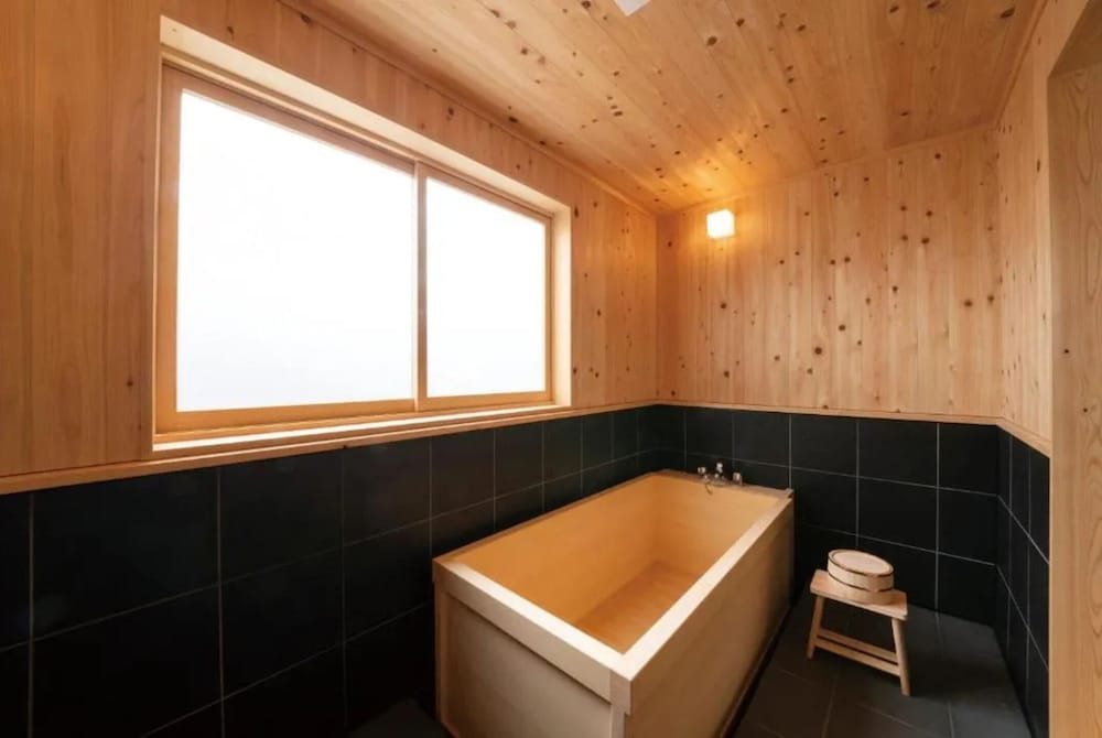 スタンダード ツインルーム 専用バスルーム バスルーム0 | NIPPONIA 秩父 門前町