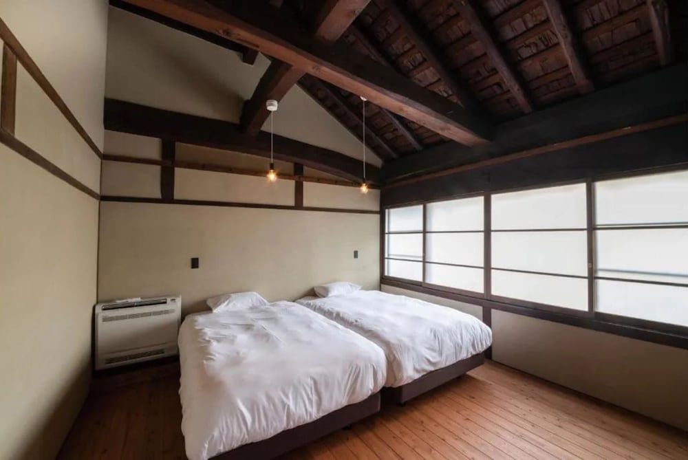 スタンダード ツインルーム シティビュー 客室2 | NIPPONIA 秩父 門前町