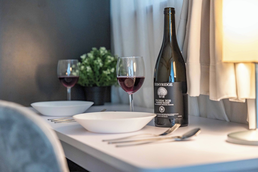 Esterrace 102 禁煙 客室1 | エステラス大阪ウエスト