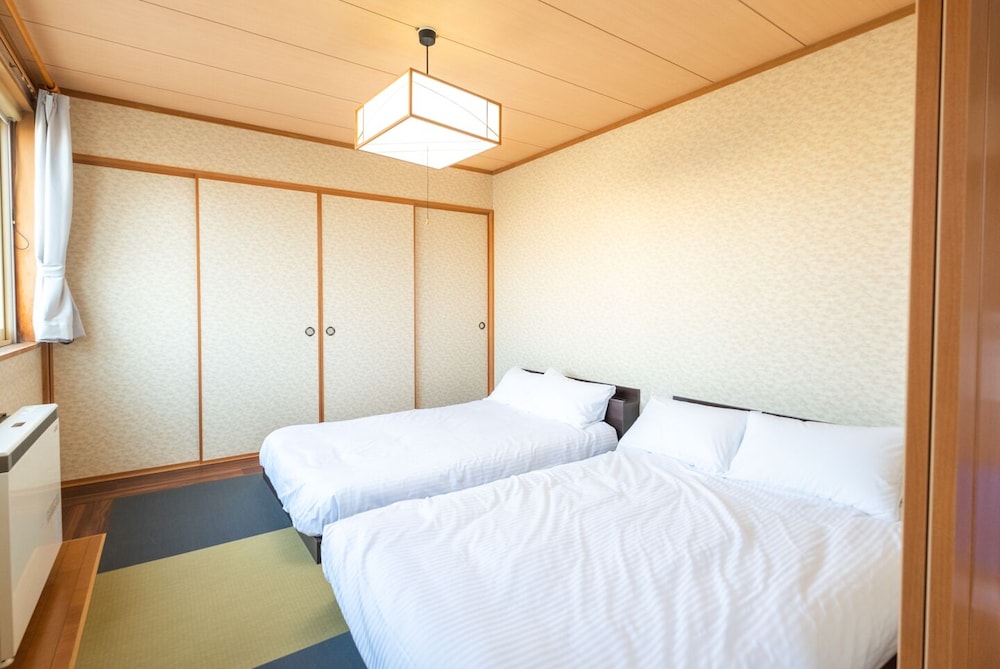 デラックス スイート 客室18 | Ezo Fujiya Niseko House