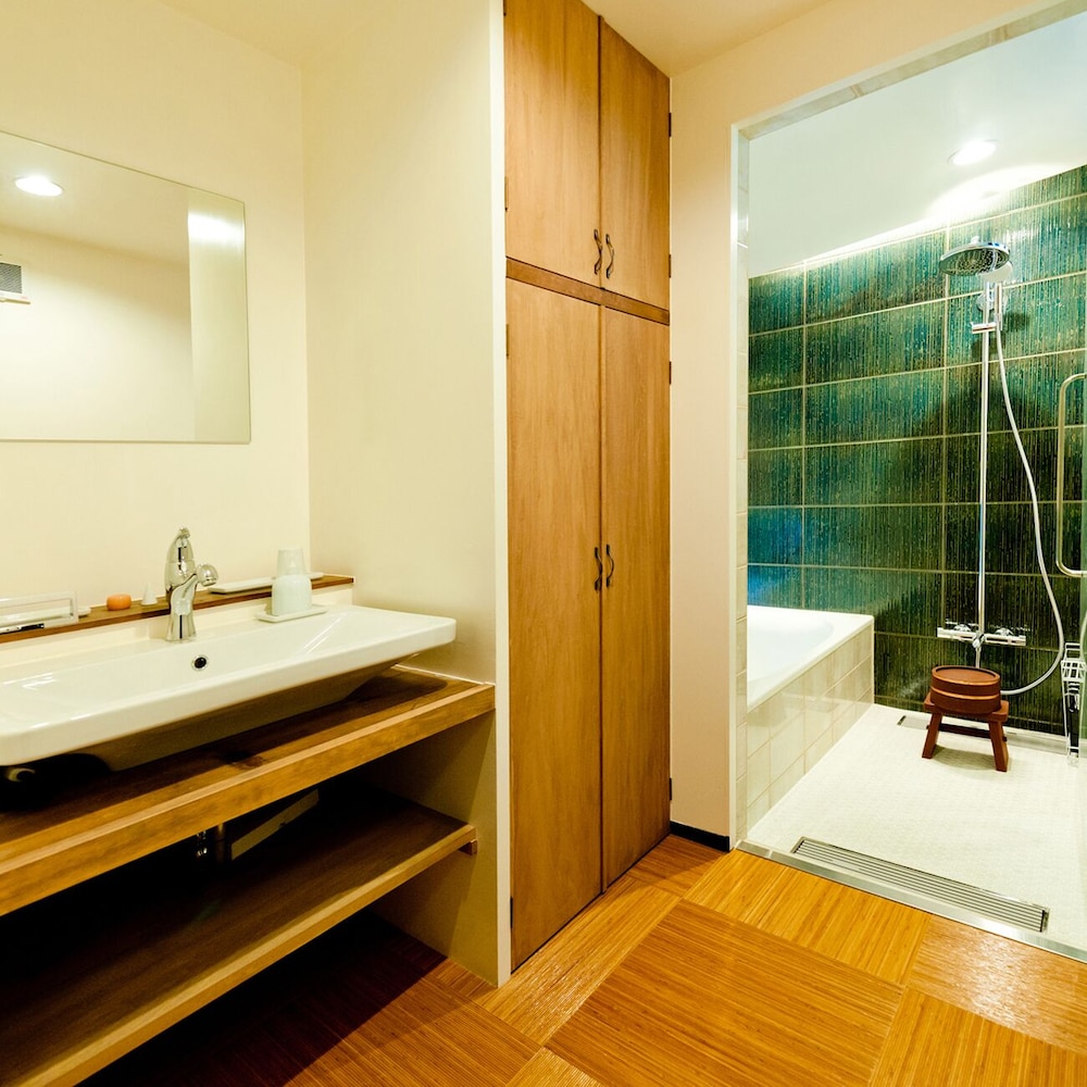 トラディショナル ハウス バスルーム1 | 竹間つゆくさ庵