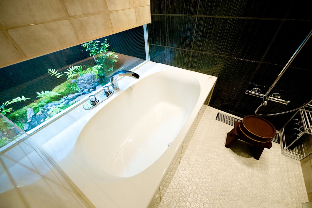 トラディショナル ハウス バスルーム0 | 竹間つゆくさ庵