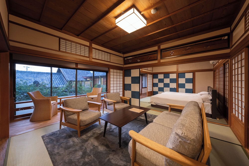 [井筒楼 玖番]2階和室･畳ベッドルーム 禁煙 | 浪漫の宿 井筒楼