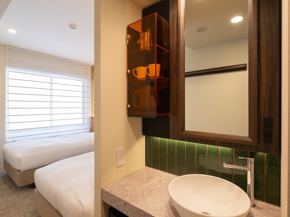 スタンダードツイン 禁煙《東寺ビュー》 客室1 | ロワジールホテル 京都東寺