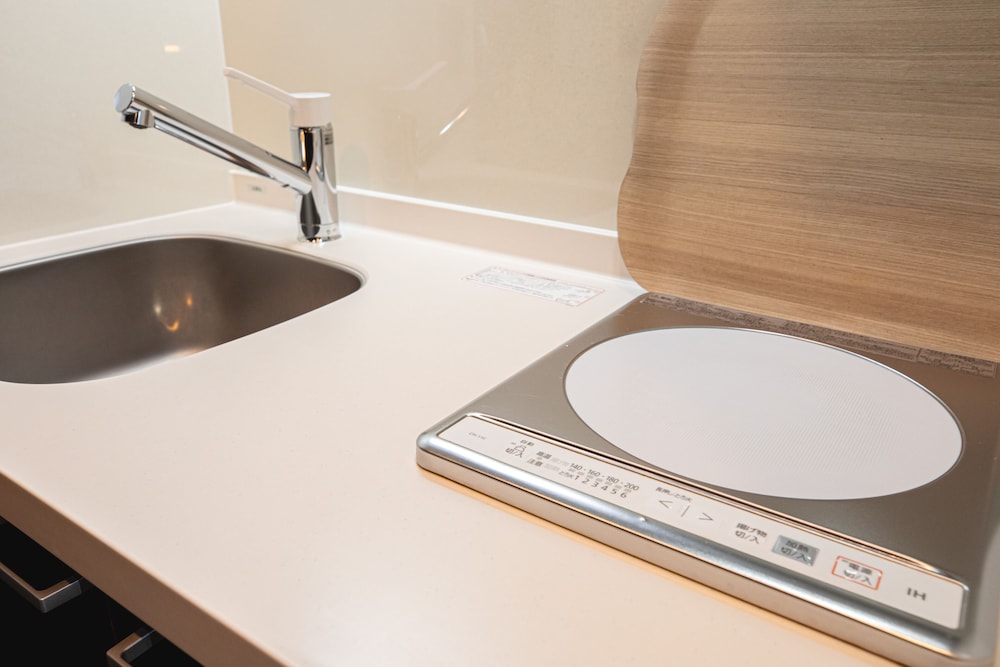 デラックス トリプルルーム 専用キッチン1 | ゴールドステイ名古屋 大須