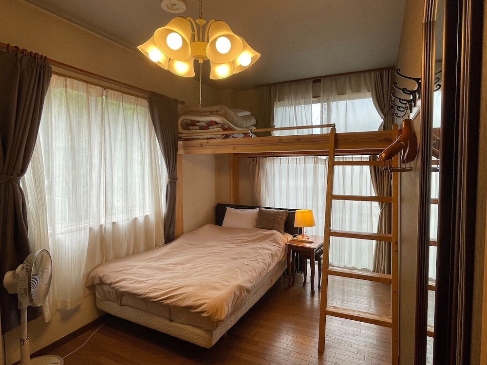 ダブルまたはツインルーム 客室7 | まちやど Motomachi