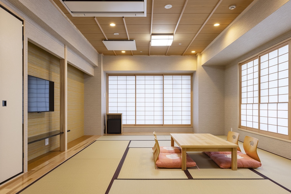 ワイド和室 定員2~4名 禁煙 客室4 | 旅館 銀閣