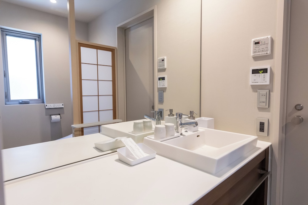 デザイン アパートメント バスルーム6 | 御宿 京都新町