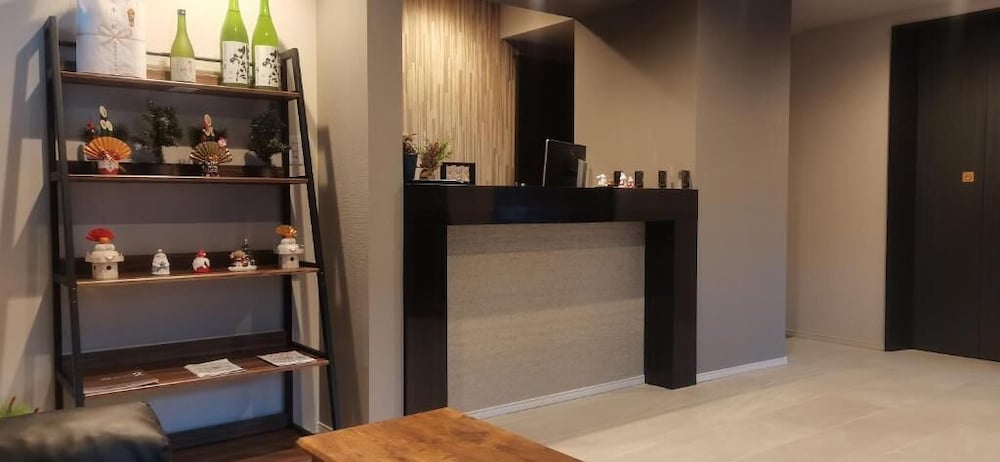 フロント1 | JA ホテル難波南