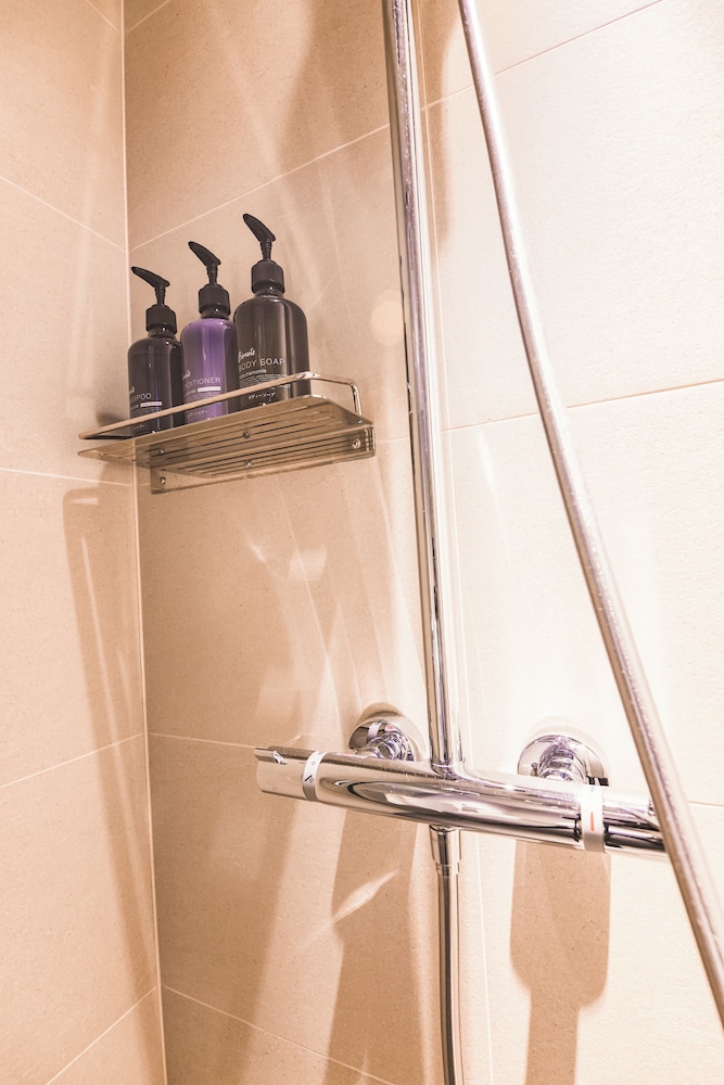 スタジオ 25 ツイン/トリプル (禁煙) バスルーム0 | KABIN Kyoto