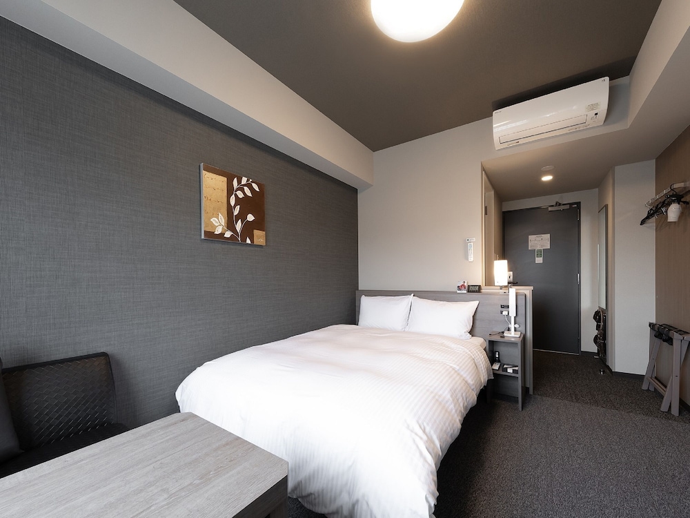 スタンダードセミダブルルーム 禁煙 | ホテルルートイン京都亀岡駅前