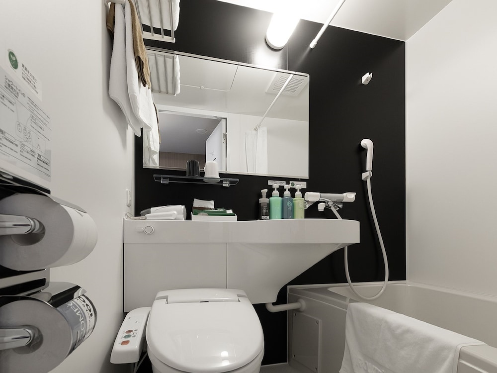 スタンダード ダブルルーム 禁煙 バスルーム0 | ホテルルートイン京都亀岡駅前