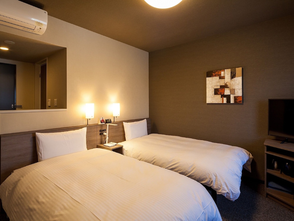 スタンダード ツインルーム 喫煙可 | ホテルルートイン三次駅前