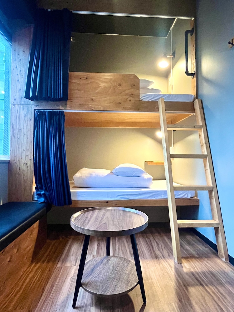 ベーシック ツインルーム 客室1 | わさび三田ホテル